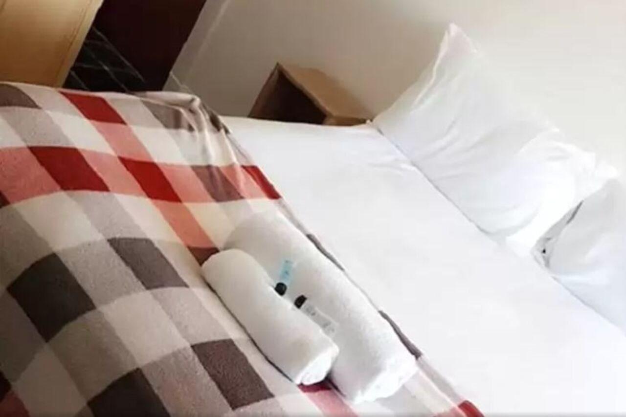 Oyo Gothenburg Hotel Dunfermline Bagian luar foto