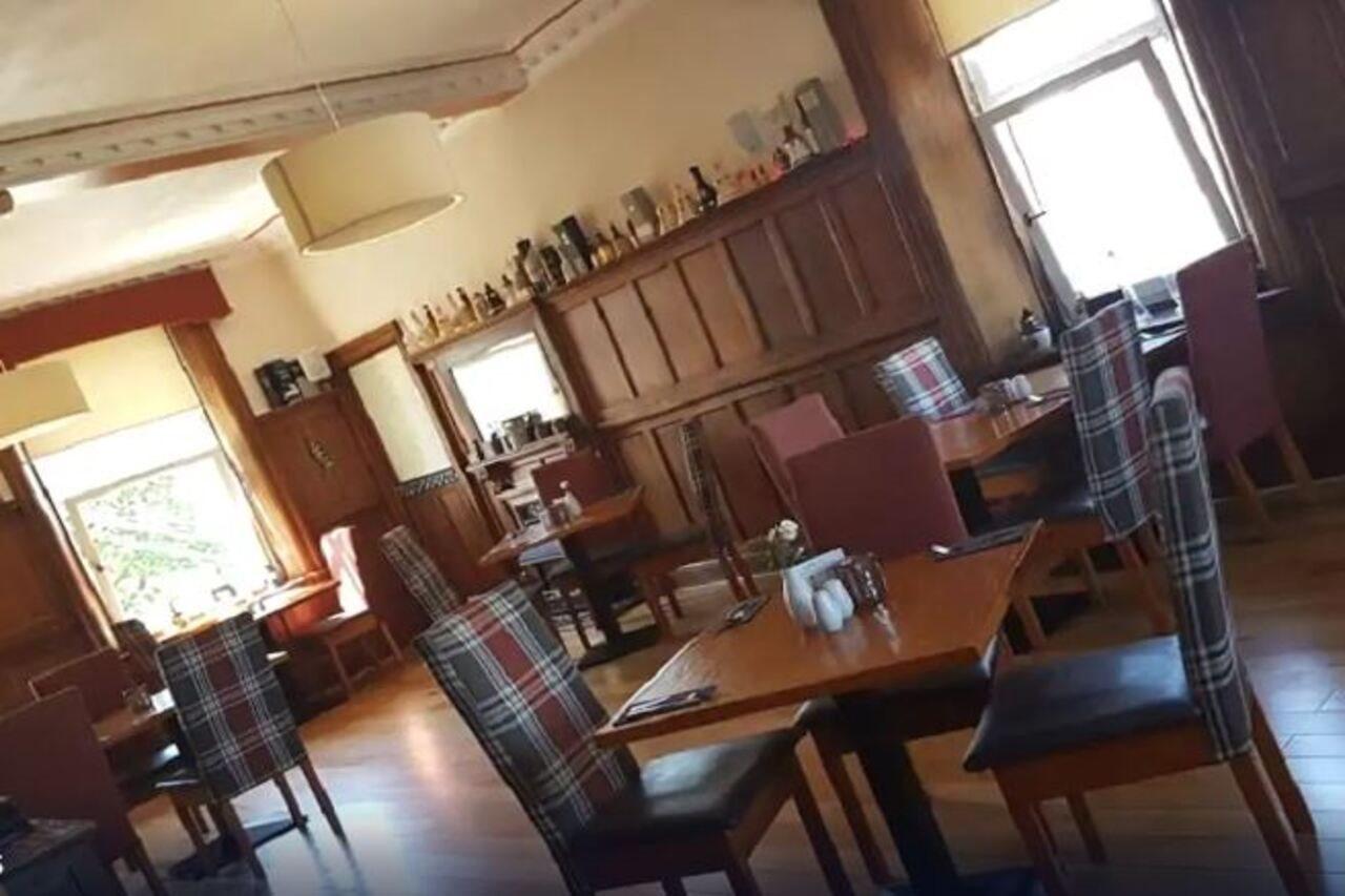 Oyo Gothenburg Hotel Dunfermline Bagian luar foto