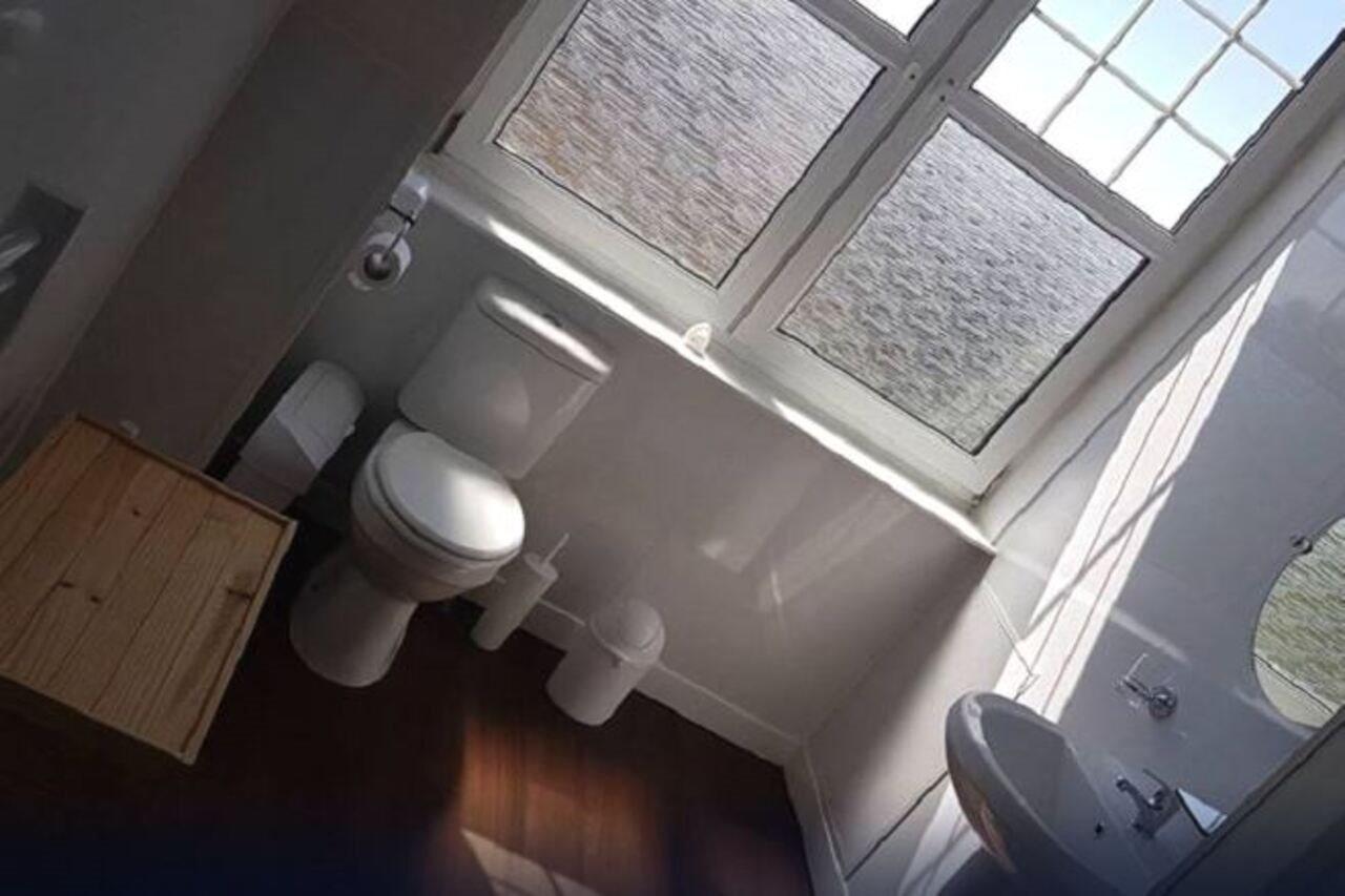 Oyo Gothenburg Hotel Dunfermline Bagian luar foto